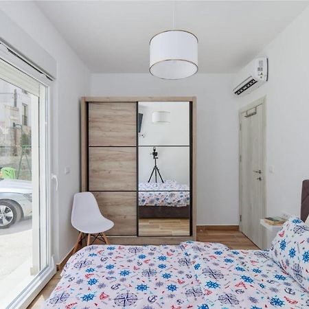 טיווט Petrovic Apartmani מראה חיצוני תמונה