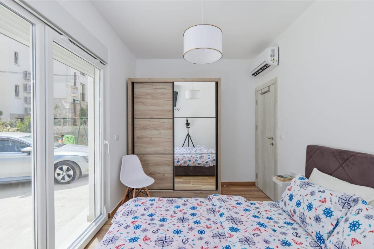 טיווט Petrovic Apartmani מראה חיצוני תמונה