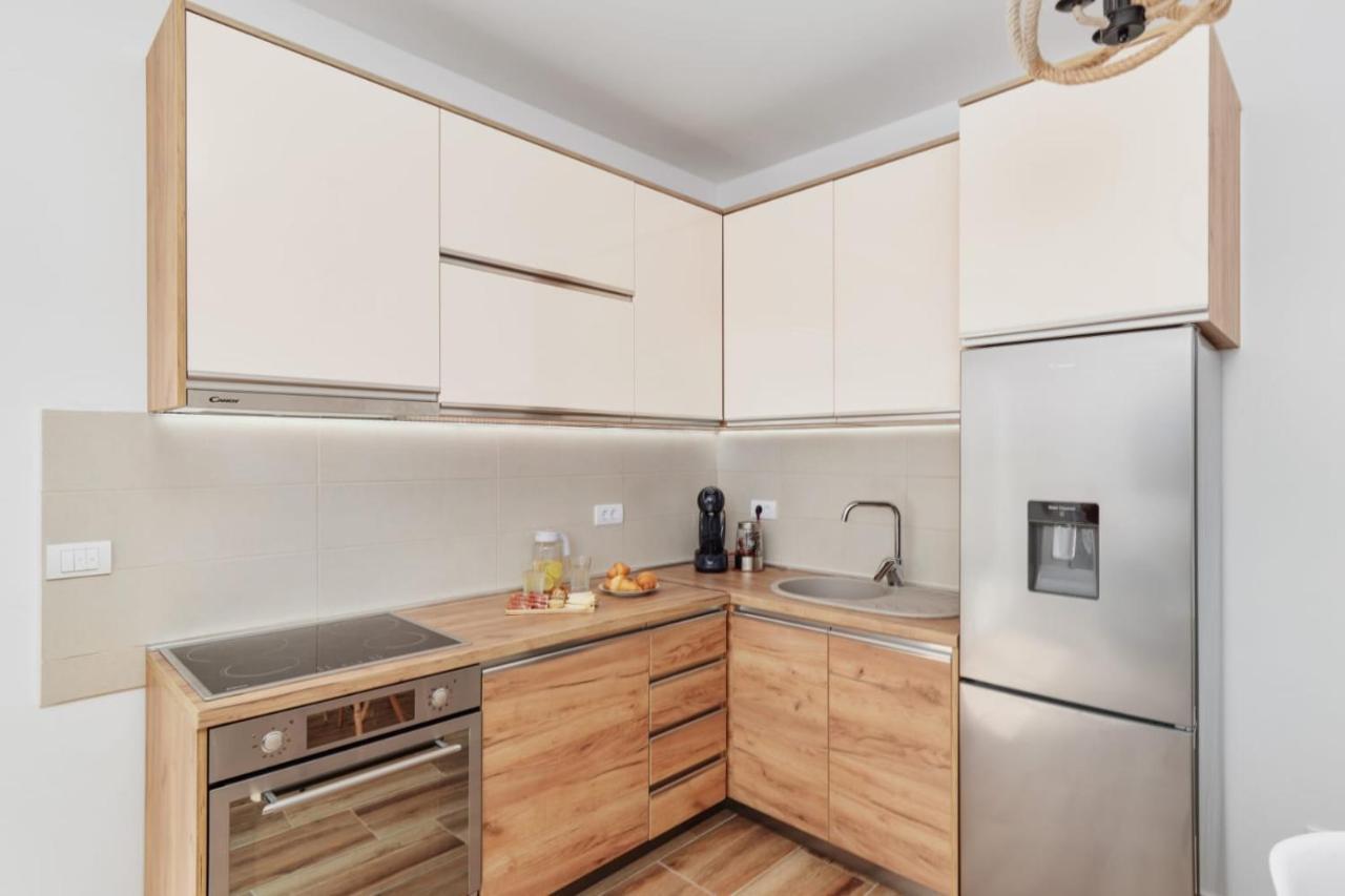 טיווט Petrovic Apartmani מראה חיצוני תמונה