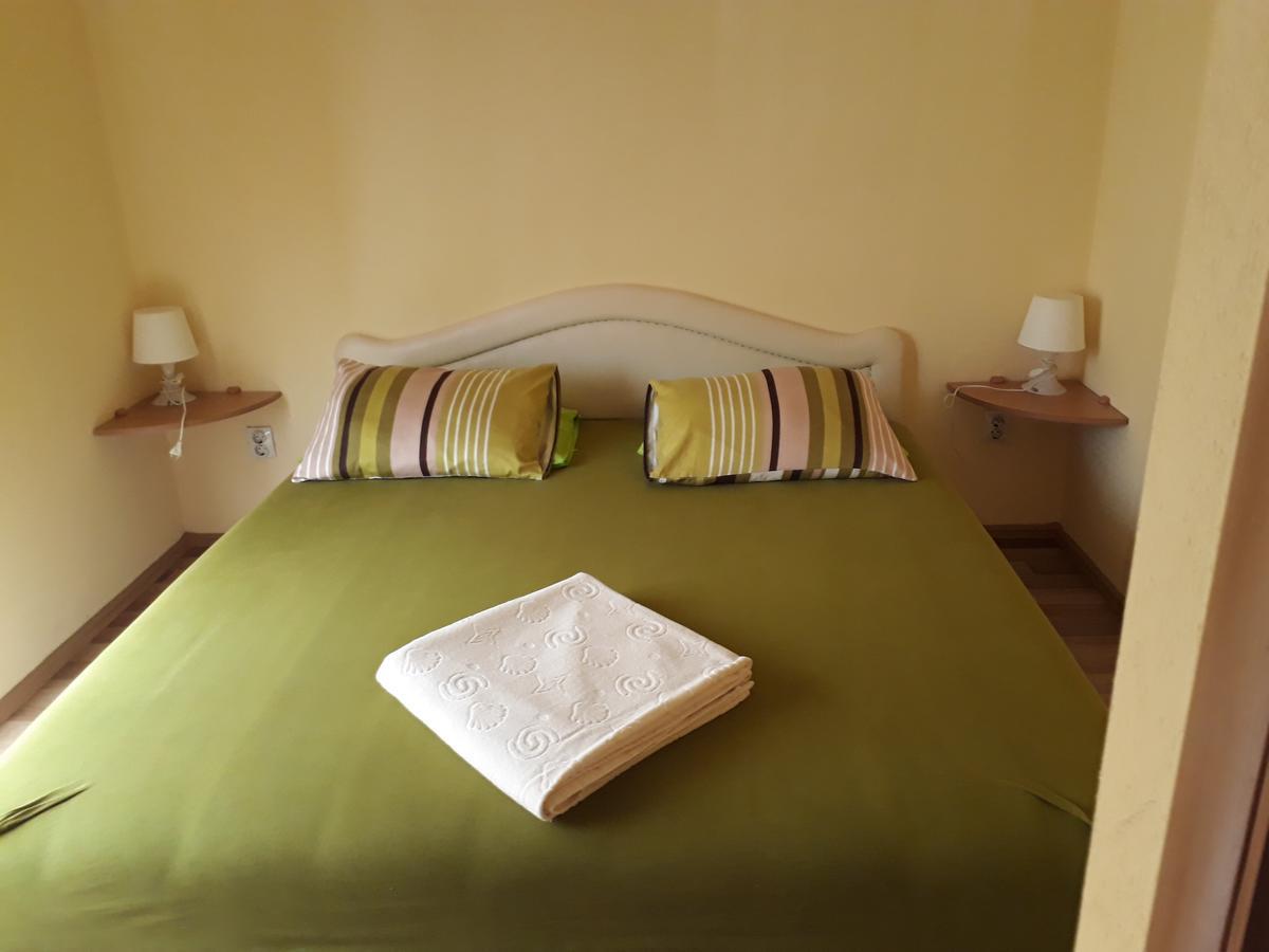 טיווט Petrovic Apartmani מראה חיצוני תמונה